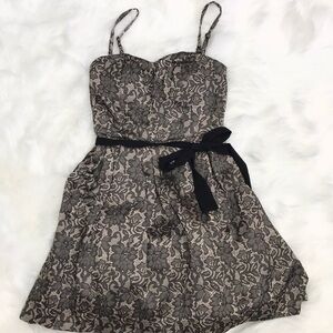 Daisy Shoppe Floral Jacquard Sweetheart Neck XS/SM